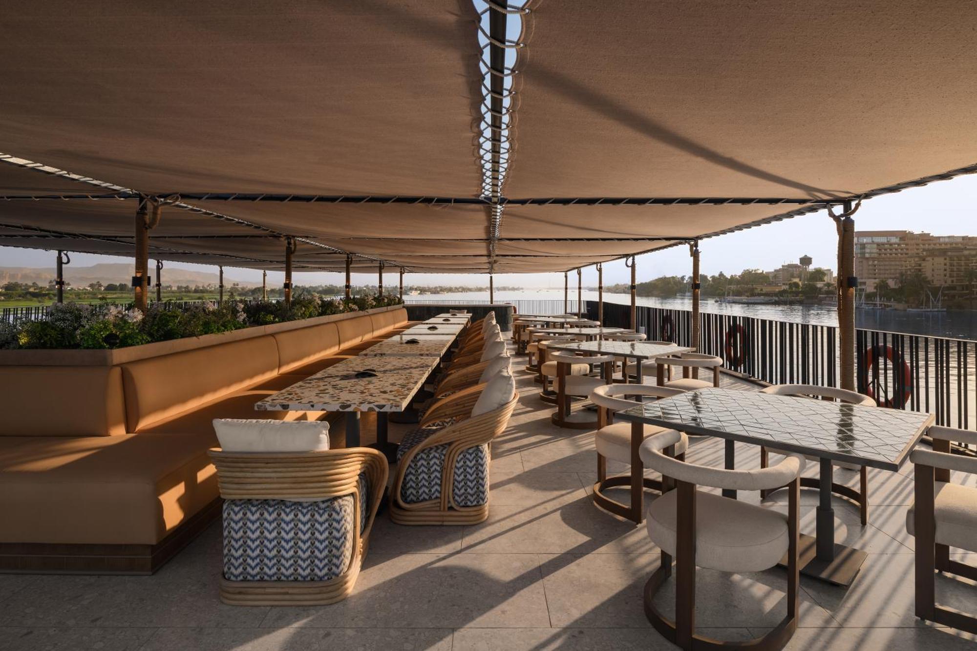 Soleil Nile Cruise - Every Monday From Luxor For 4 & 7 Nights, And Every Friday From Aswan For 3 & 7 Nights Εξωτερικό φωτογραφία