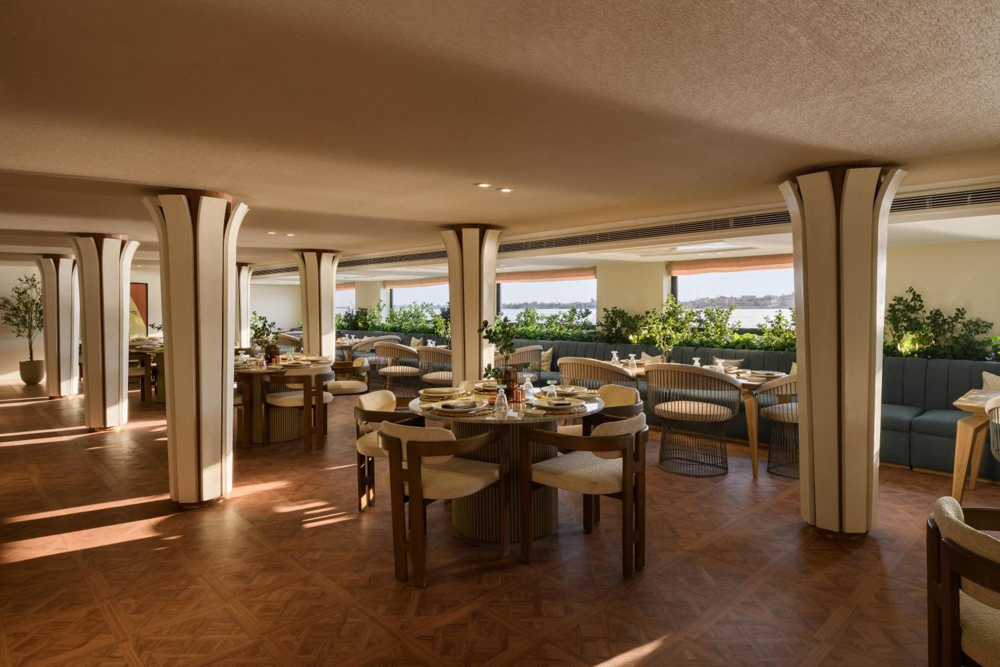 Soleil Nile Cruise - Every Monday From Luxor For 4 & 7 Nights, And Every Friday From Aswan For 3 & 7 Nights Εξωτερικό φωτογραφία