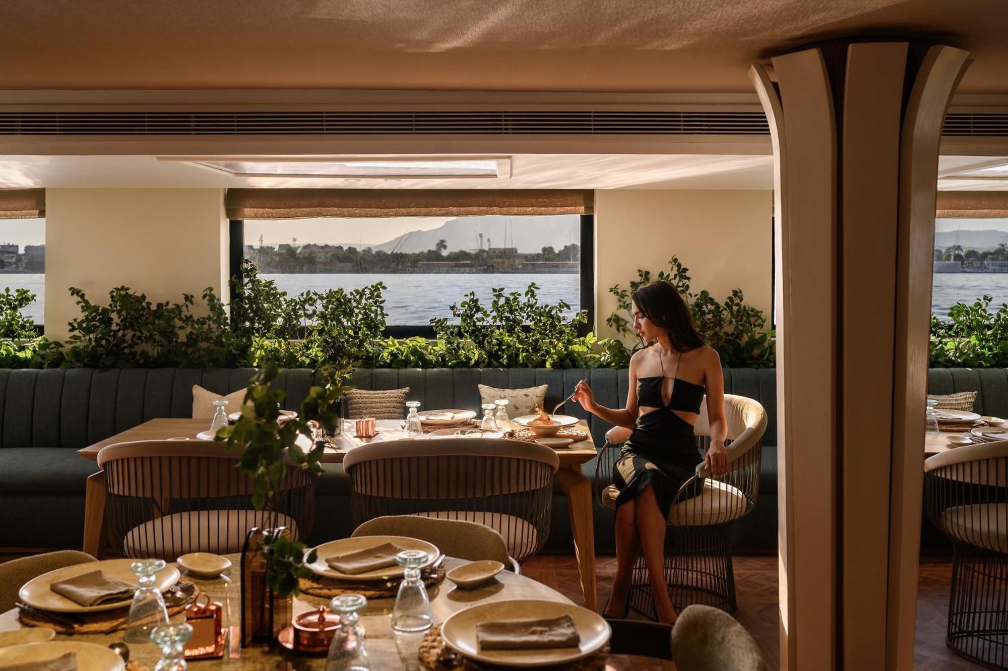 Soleil Nile Cruise - Every Monday From Luxor For 4 & 7 Nights, And Every Friday From Aswan For 3 & 7 Nights Εξωτερικό φωτογραφία