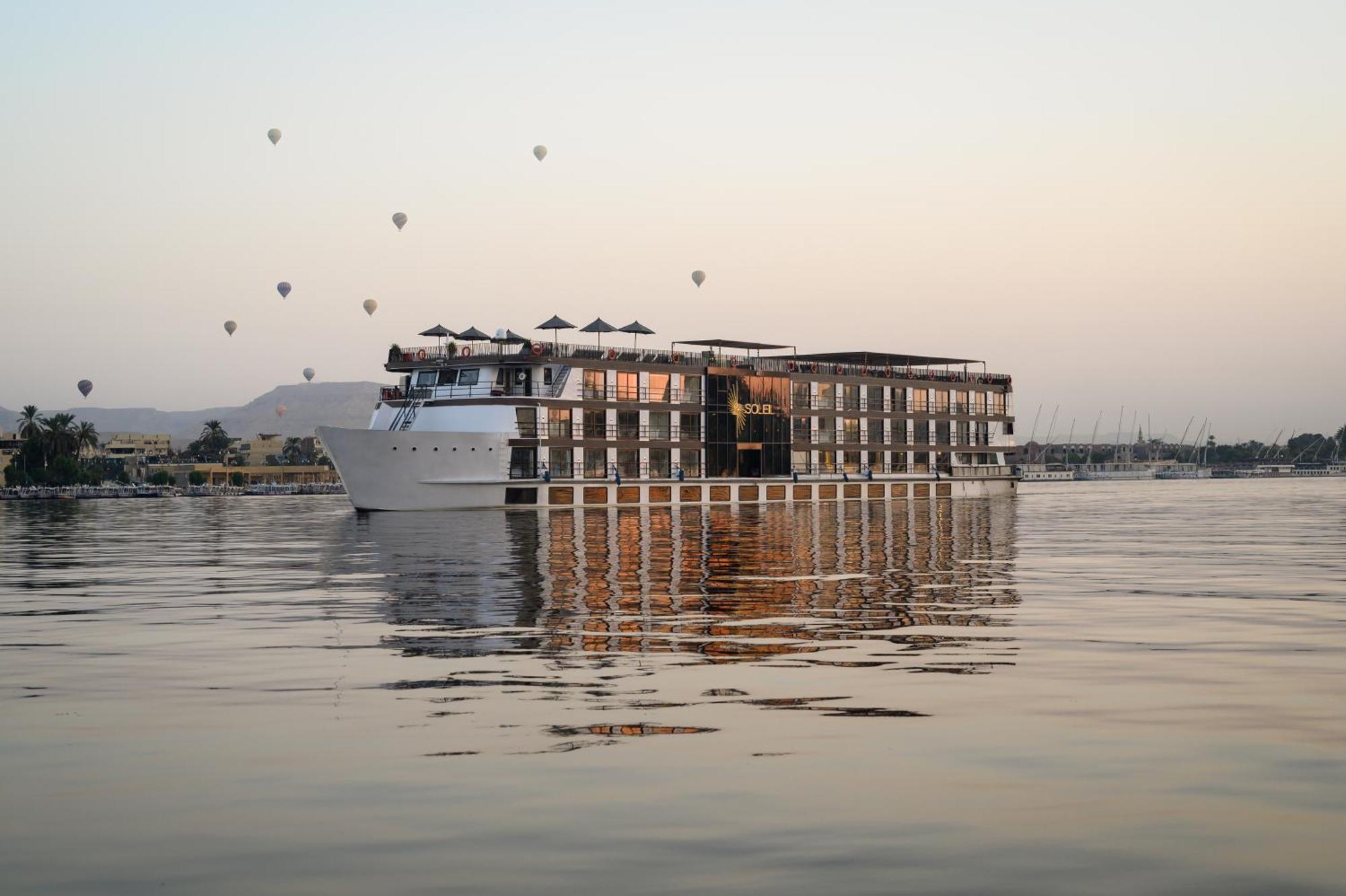 Soleil Nile Cruise - Every Monday From Luxor For 4 & 7 Nights, And Every Friday From Aswan For 3 & 7 Nights Εξωτερικό φωτογραφία