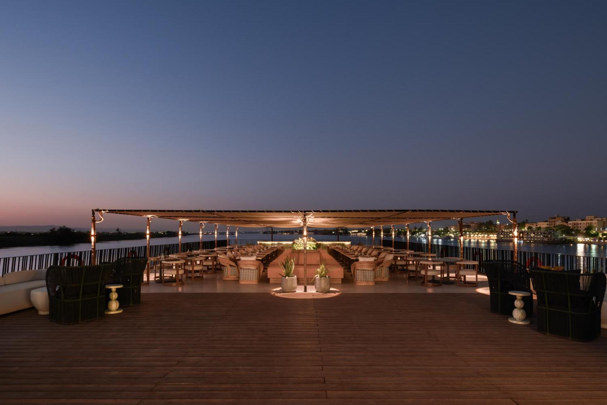 Soleil Nile Cruise - Every Monday From Luxor For 4 & 7 Nights, And Every Friday From Aswan For 3 & 7 Nights Εξωτερικό φωτογραφία